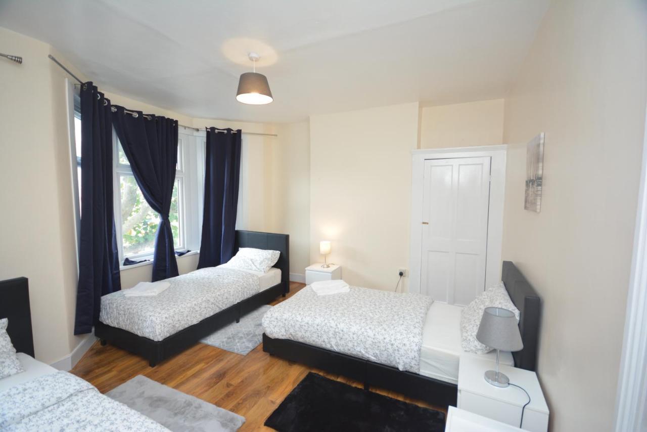 Cheerful 3 Bedroom Home In Greater Londýn Exteriér fotografie